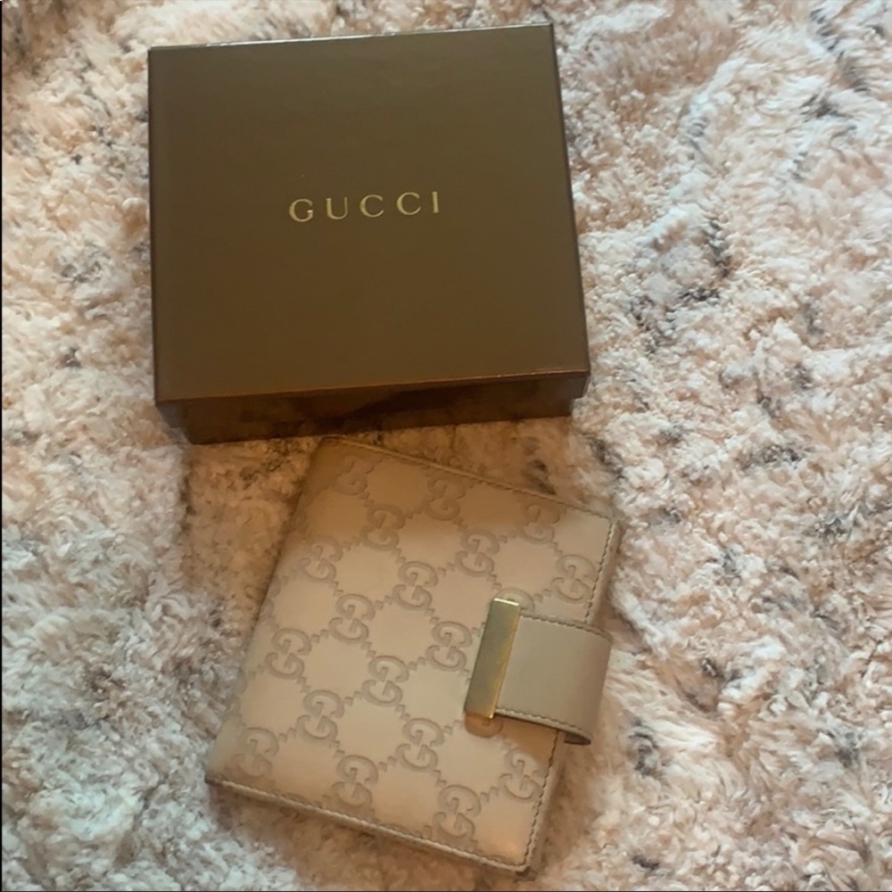 Vintage Gucci wallet